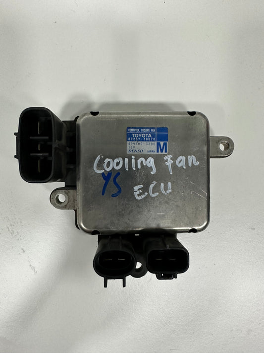 ESTIMA COOLING FAN CONTROL ECU (89257-300780)