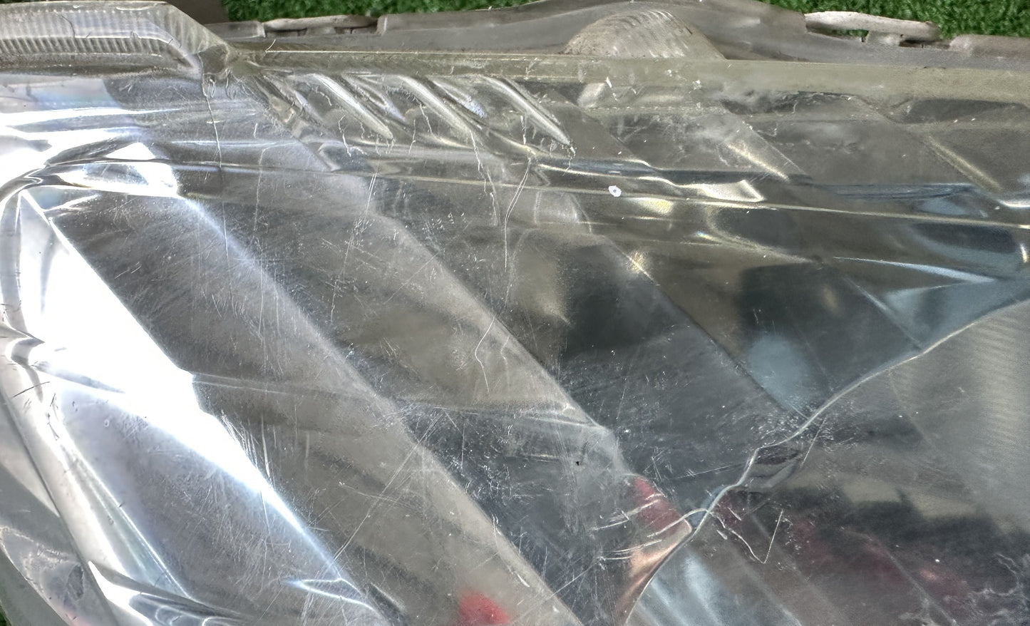 ISUZU DMAX VCROSS RT50 HEAD LAMP RH (898125389)