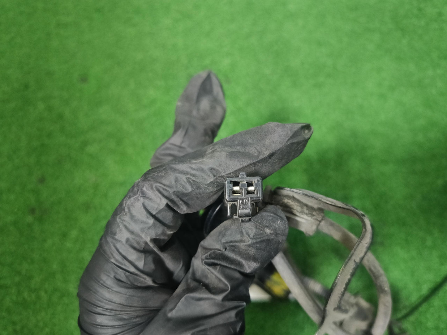 TOYOTA WISH ZNE10 ABS SENSOR LH (89546-68010)
