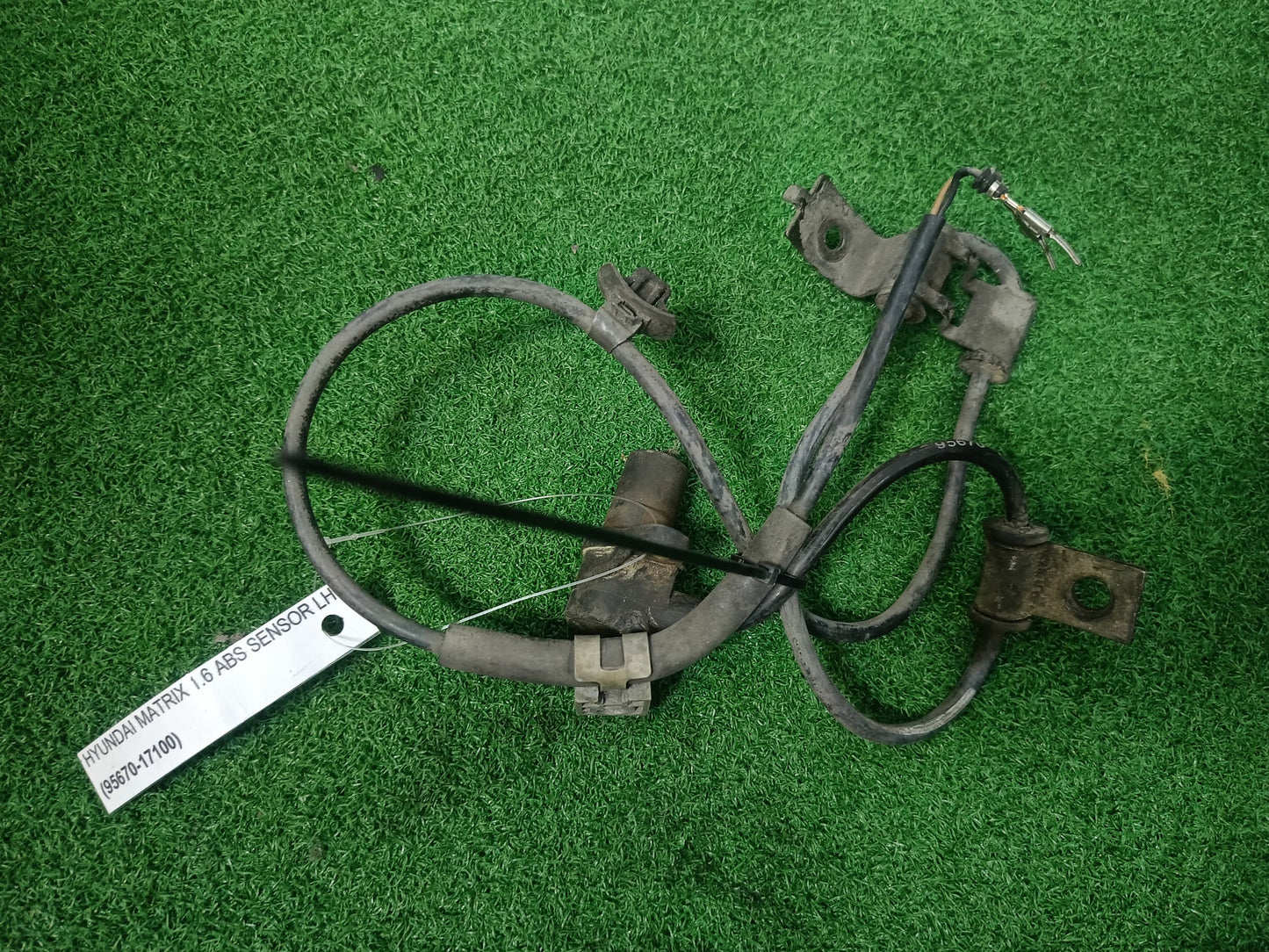 HYUNDAI MATRIX 1.6 ABS SENSOR LH (95670-17100)