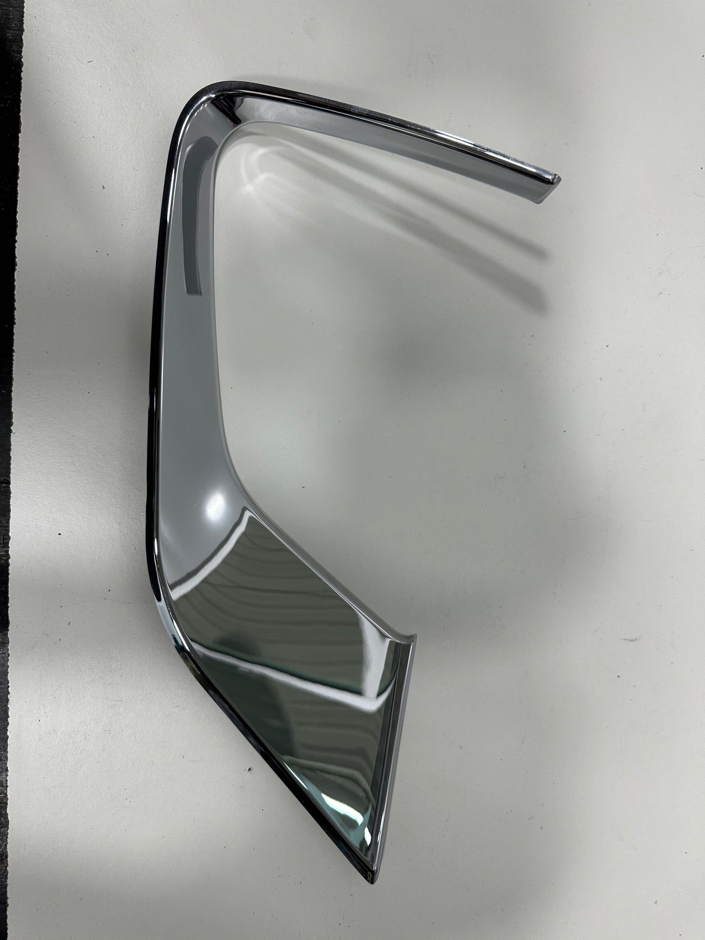 MYVI D20N CHROME GARNISH REAR BUMBER (RH) (999-20R02-00002)