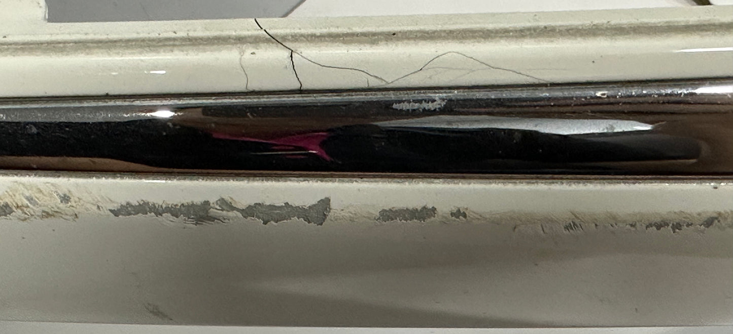 MERCEDES E CLASS W211 FRONT BUMBER MOLDING (LH) (A2118850512)