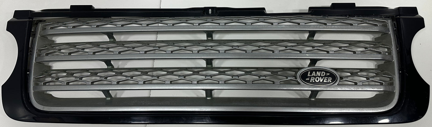 LAND ROVER L322 FRONT GRILLE (AH42-8138-A1/A2)