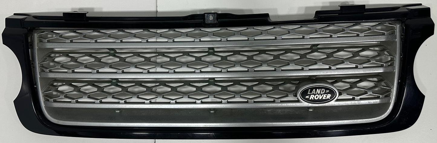 LAND ROVER L322 FRONT GRILLE (AH42-8138-A1/A2)