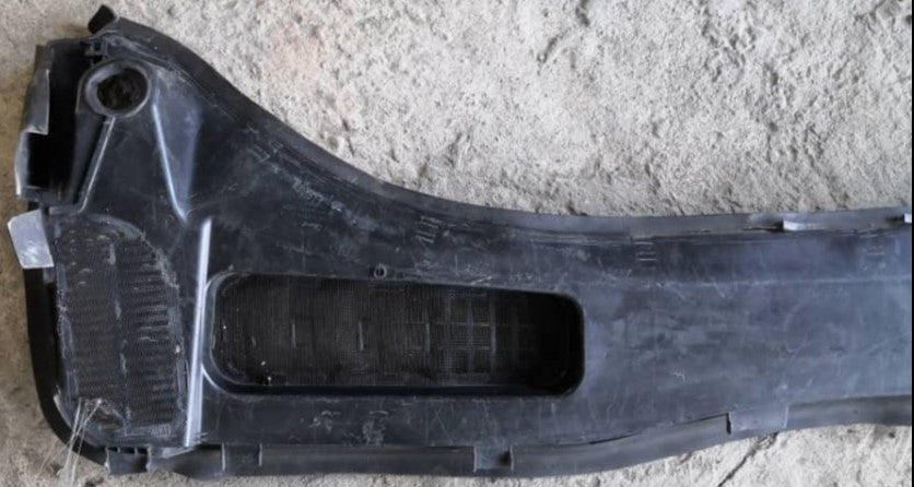 FORD KUGA WIPER GRILLE LH/RH SET (B) (CJ54S02216A)