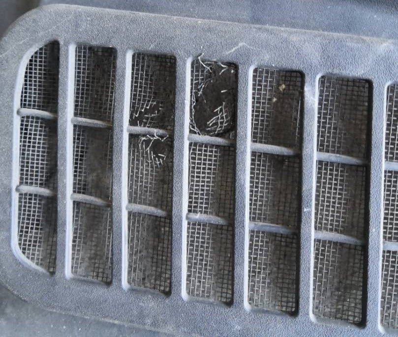 FORD KUGA WIPER GRILLE LH/RH SET (B) (CJ54S02216A)