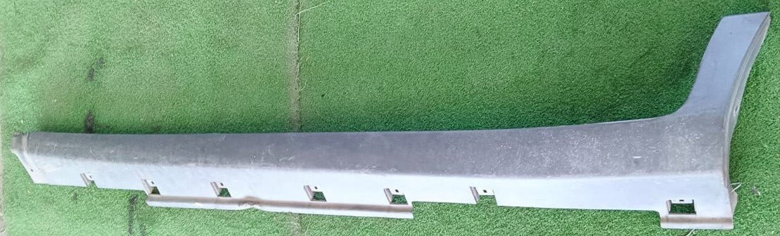 FORD ECO SPORT SIDE SKIRT SILVER LH (CN15-10155-CAW)