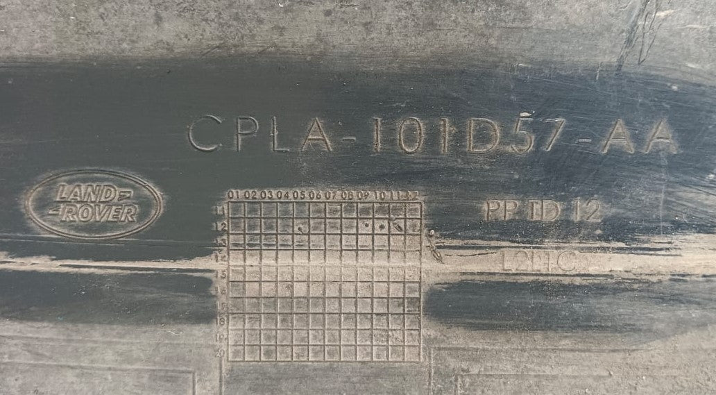 LAND ROVER L494 SIDE SKIRT BLACK LH (CPLA-101D57-AA)
