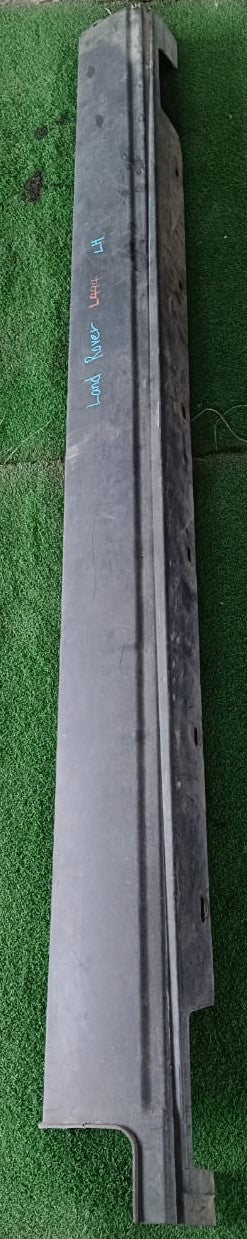 LAND ROVER L494 SIDE SKIRT BLACK LH (CPLA-101D57-AA)