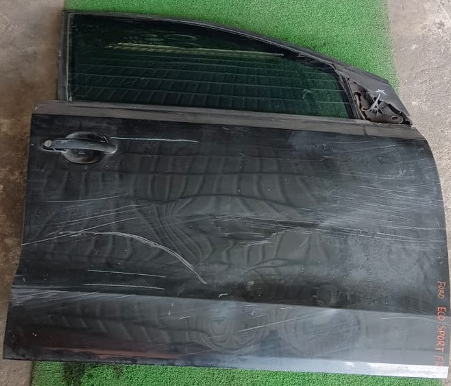 FORD ECO SPORT DOOR PANEL FRH COMPLETE BLACK (B) (DP00023)