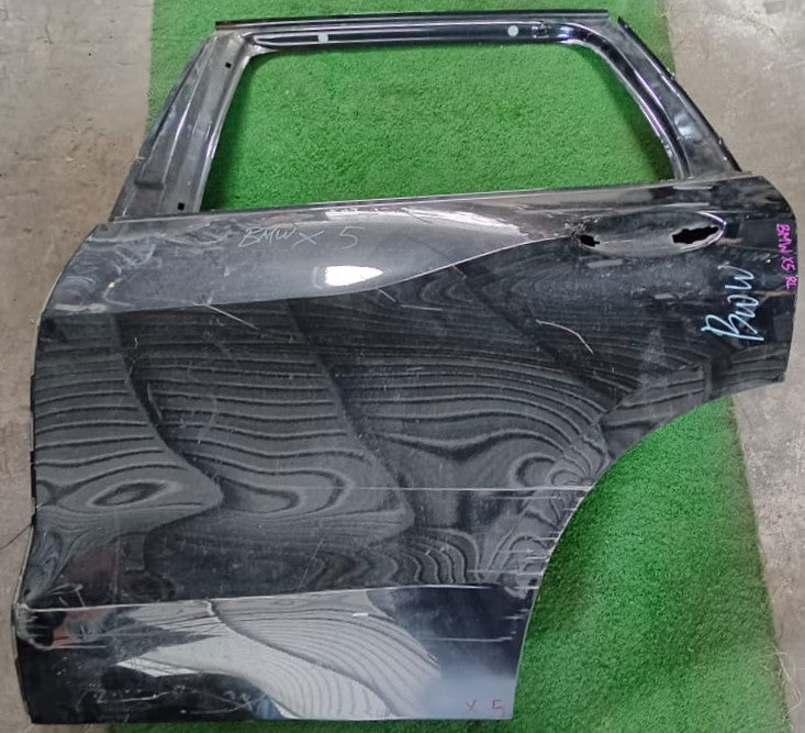 BMW X5 DOOR PANEL RLH KOSONG BLACK (B) (DP00089)
