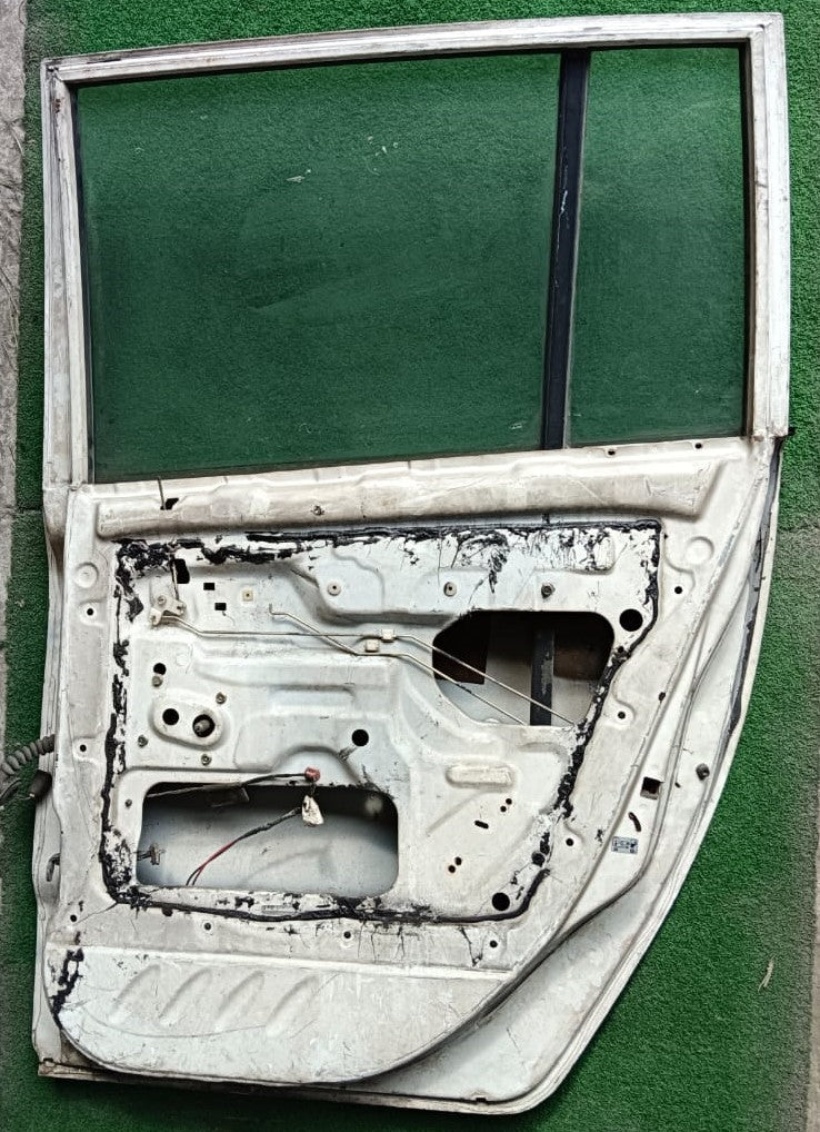 HYUNDAI ATOS 1.0 DOOR PANEL RRH COMPLETE WHITE (DP00099)