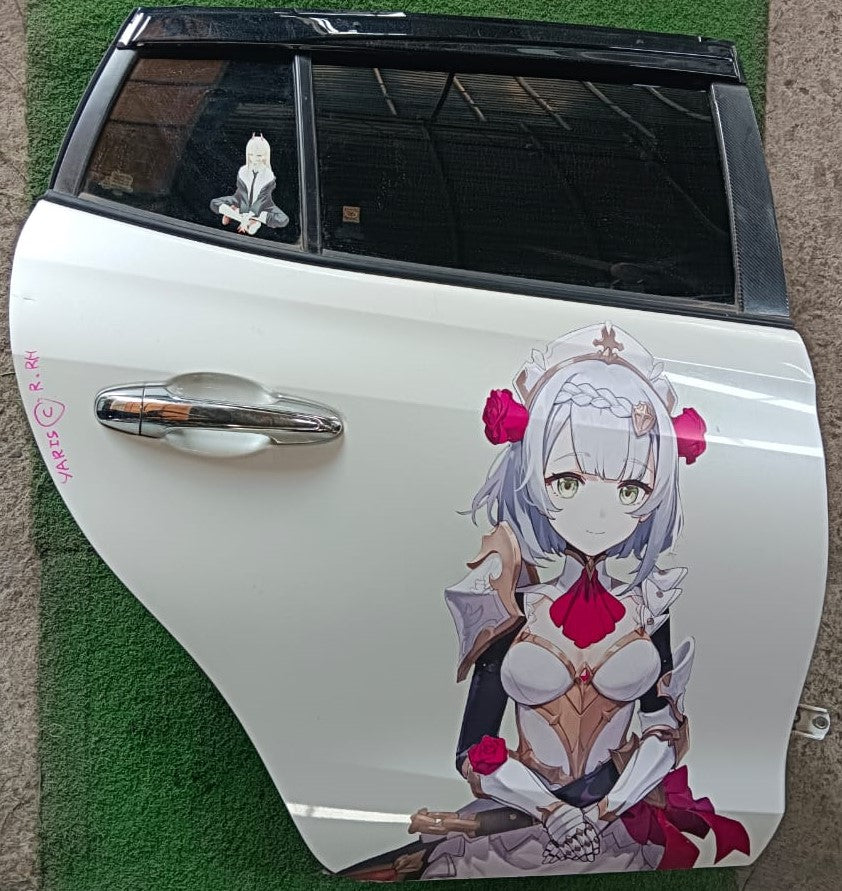 TOYOTA YARIS DOOR PANEL RRH COMPLETE WHITE (DP00158)