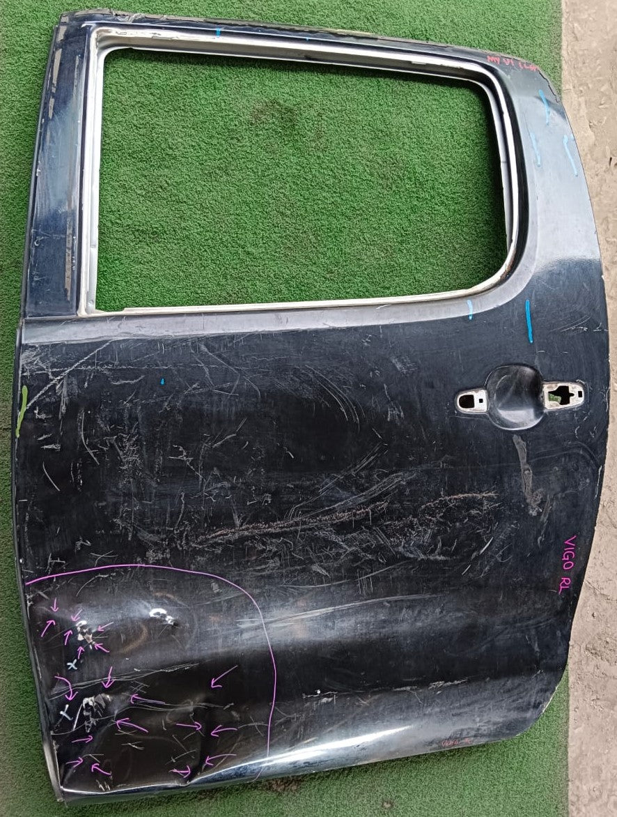 TOYOTA VIGO DOOR PANEL RLH KOSONG BLACK (B) (DP00170)