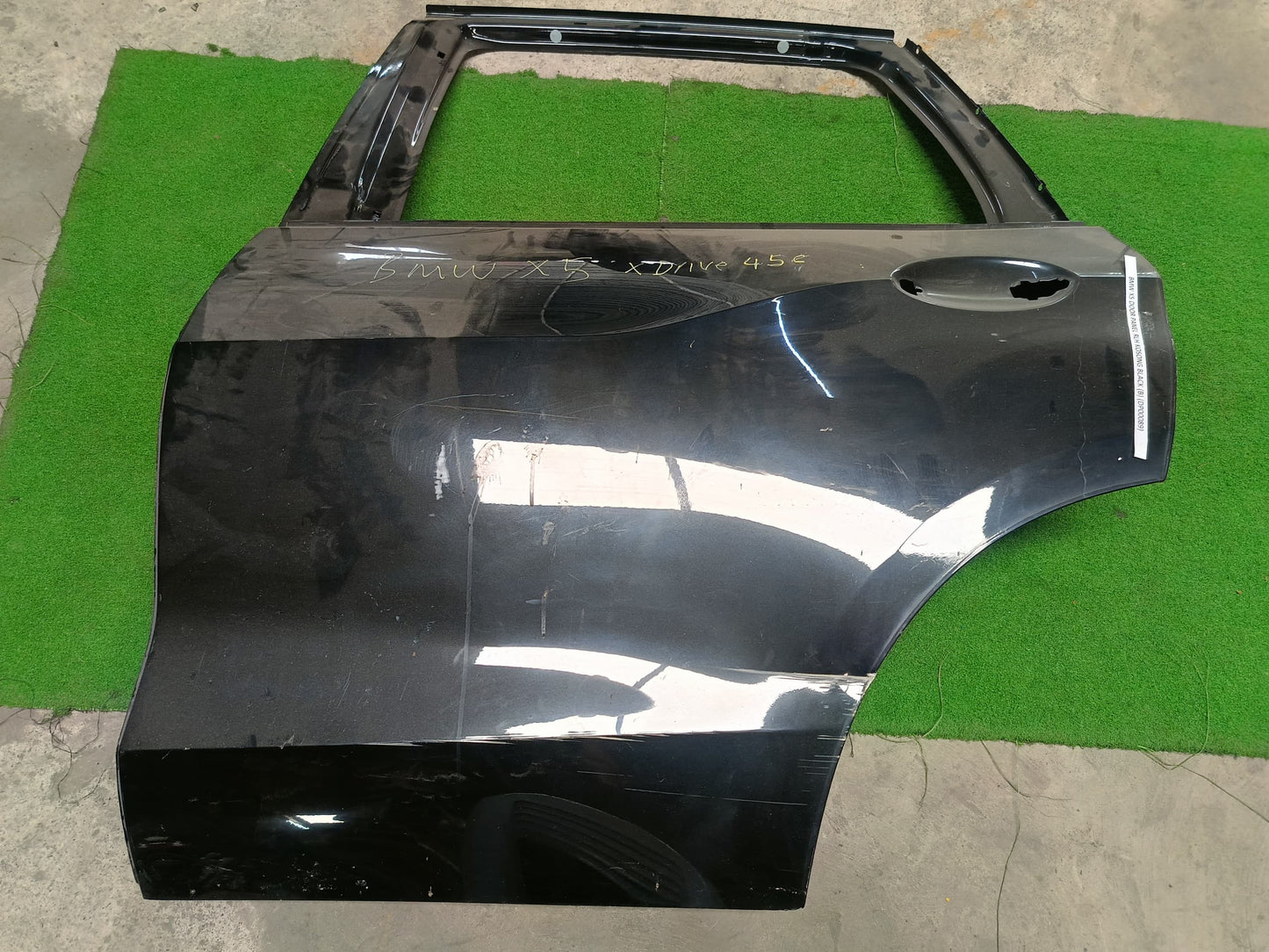 BMW X5 DOOR PANEL RLH KOSONG BLACK (DR00004)
