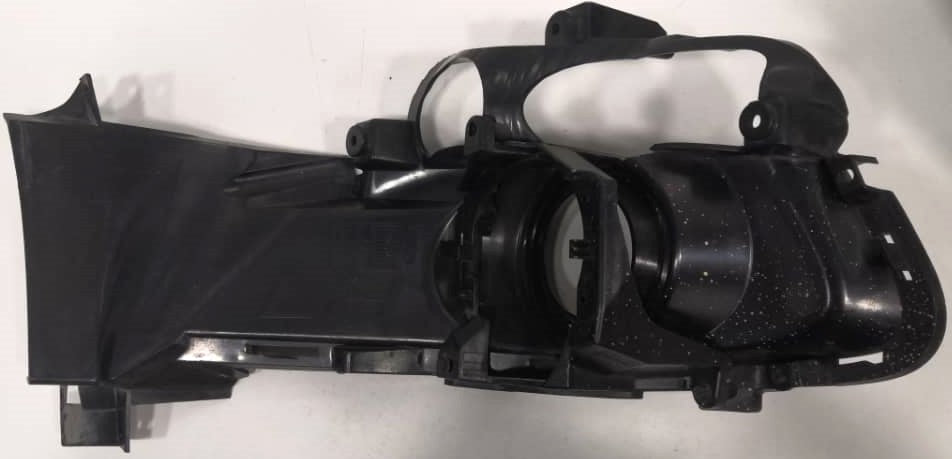 FORD MUSANG FOG LAMP COVER GOT HOLE LH (FR3B-17B969-A)