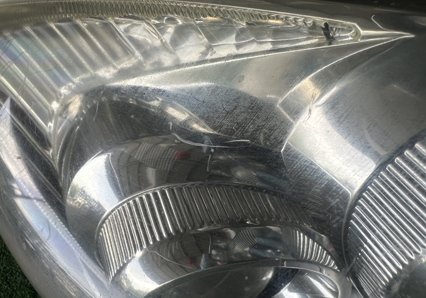PERODUA ALZA HEAD LAMP RH (HL0004)
