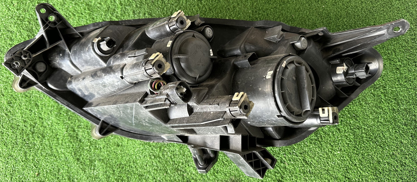 PERODUA ALZA HEAD LAMP RH (HL0004)