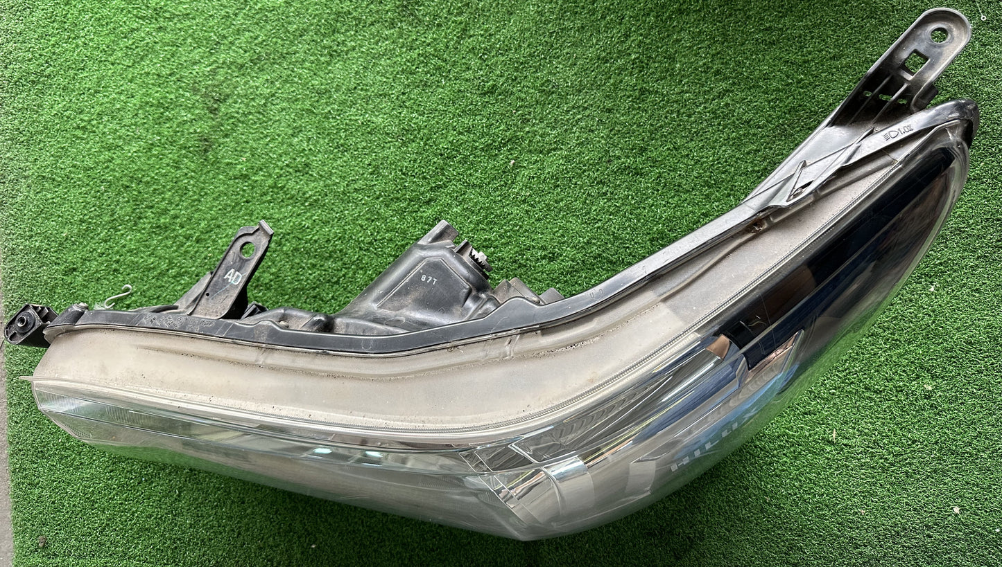 TOYOTA HILUX REVO HEAD LAMP LH (HL0009)
