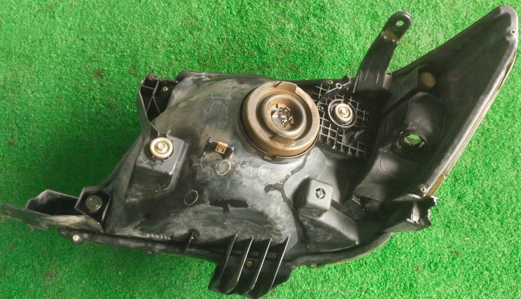 TOYOTA VIGO HEAD LAMP RH (HL0037)