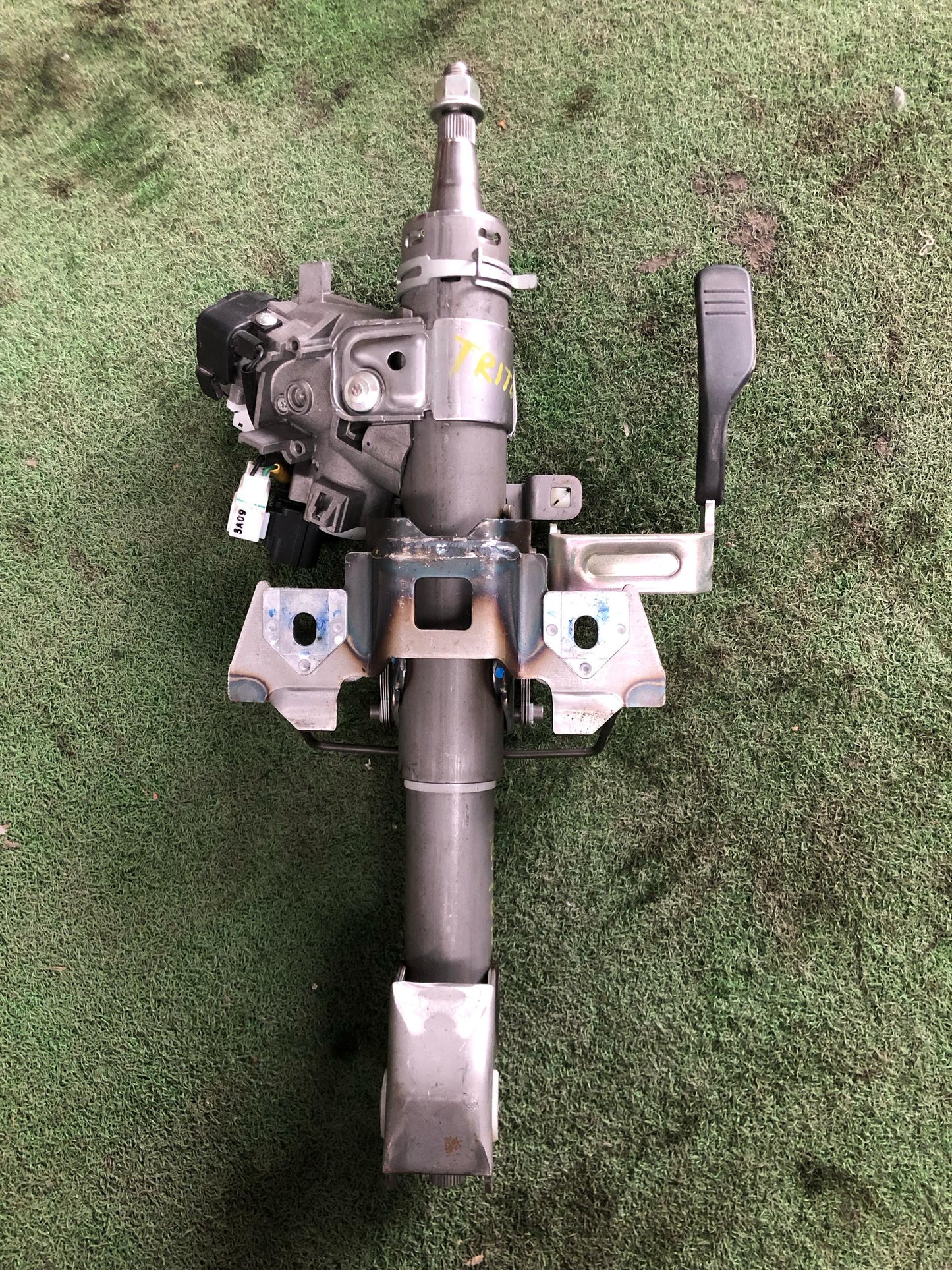 MITSUBISHI TRITON STEERING COLUMN (SC00030)