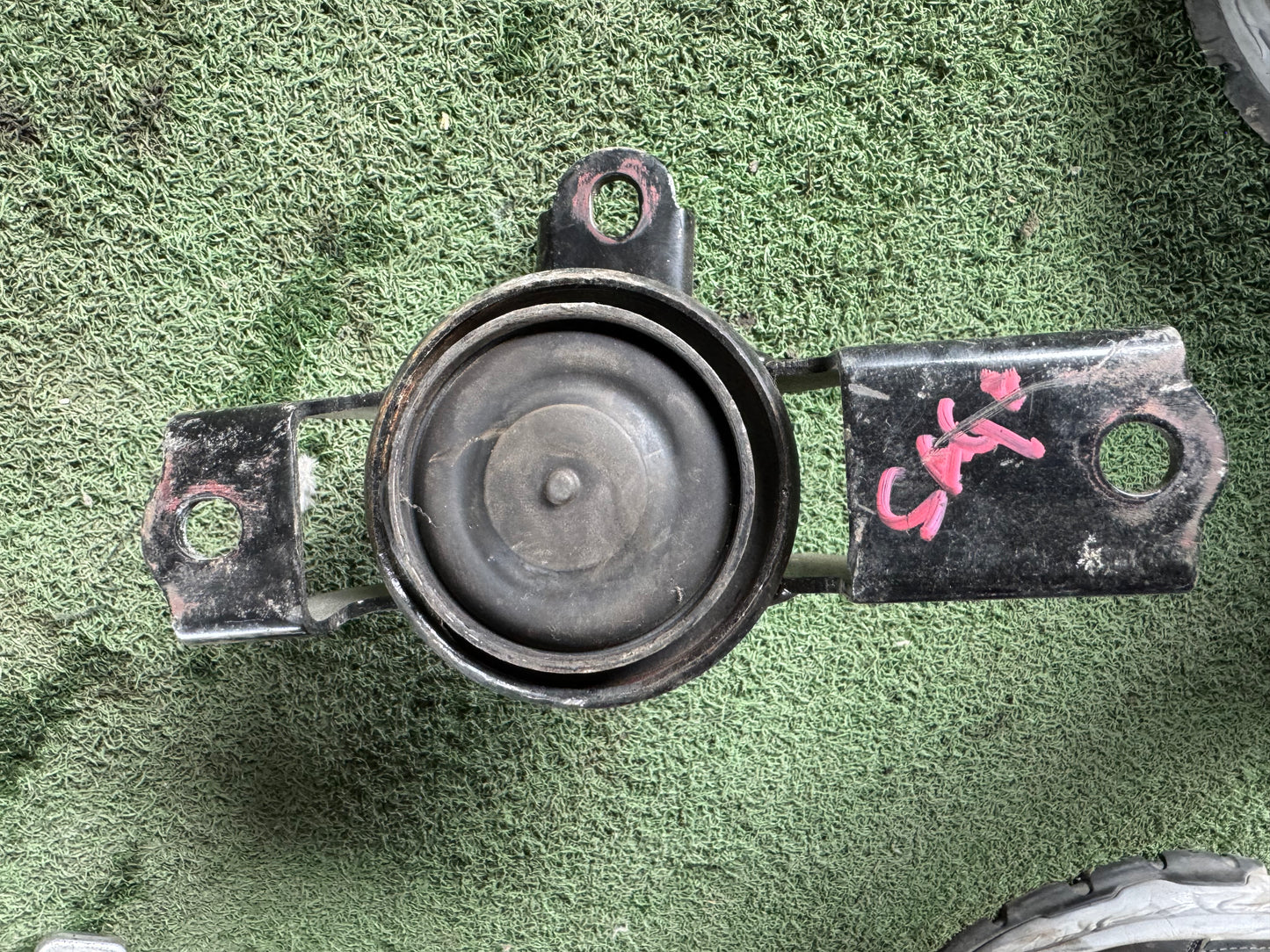 PROTON SAGA VVT ENGINE MOUNTING RH (EM0009)
