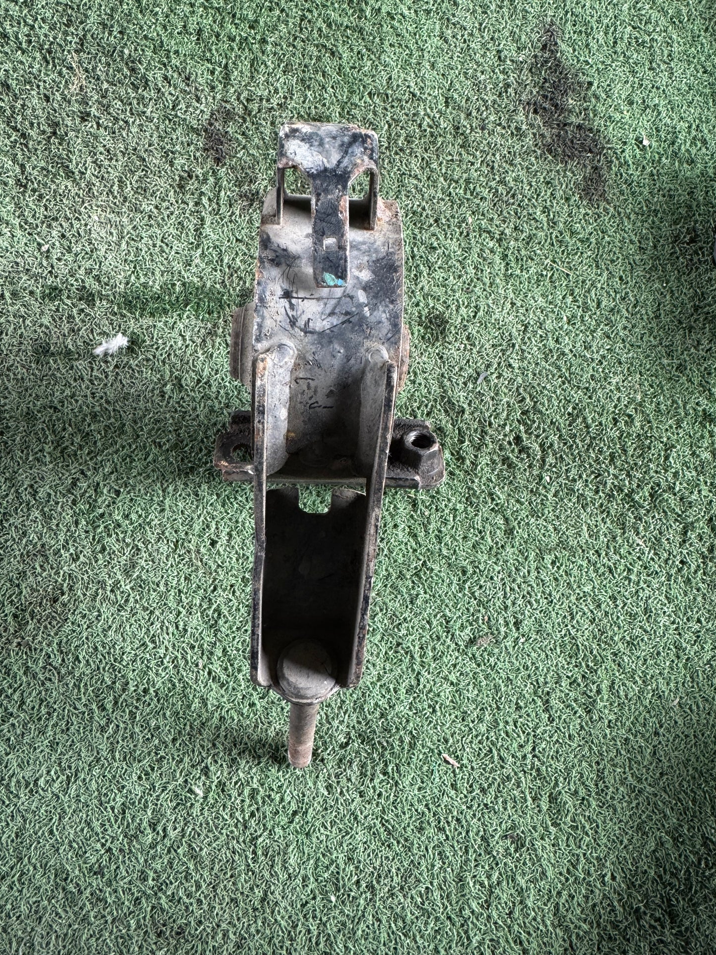 TOYOTA VIOS NCP42 ENGINE MOUNTING REAR (EM0011)