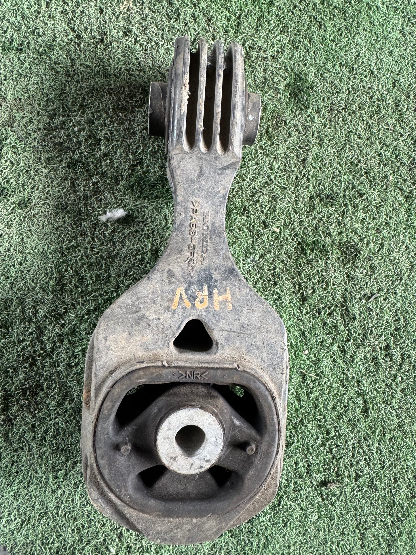 HONDA HRV ENGINE MOUNTING REAR (EM0012)
