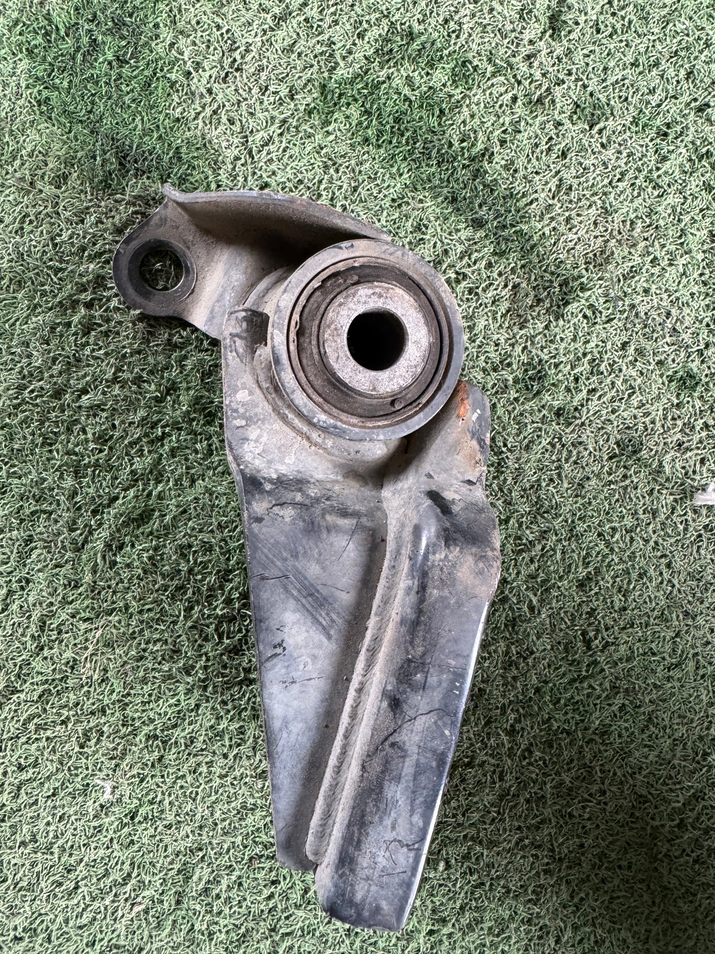 TOYOTA VIOS NCP150 ENGINE MOUNTING REAR (EM0022)