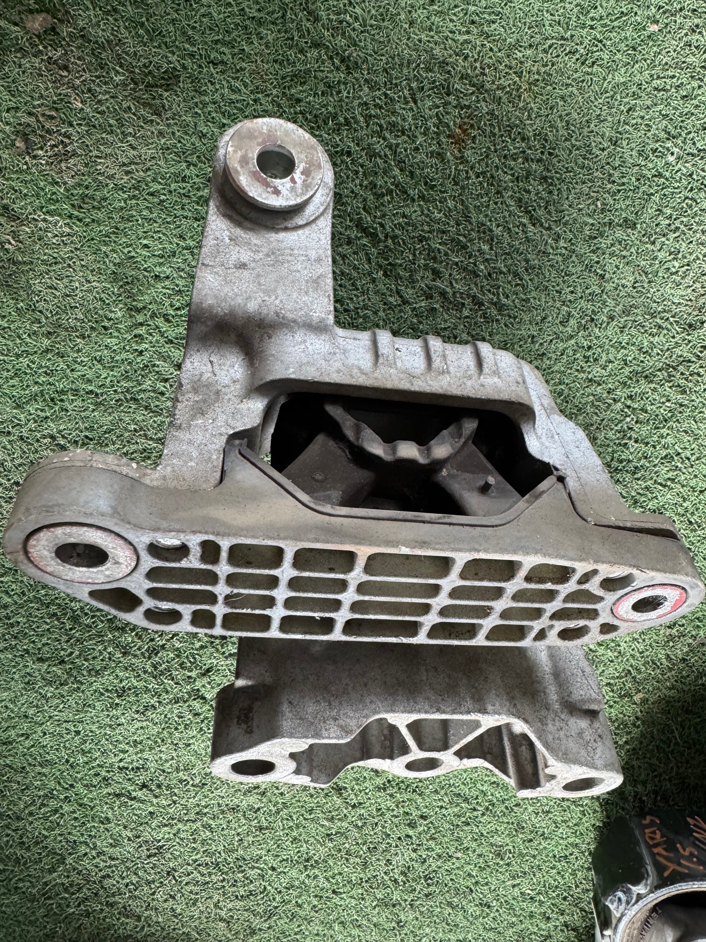 PROTON X70 ENGINE MOUNTING LH (EM0025)
