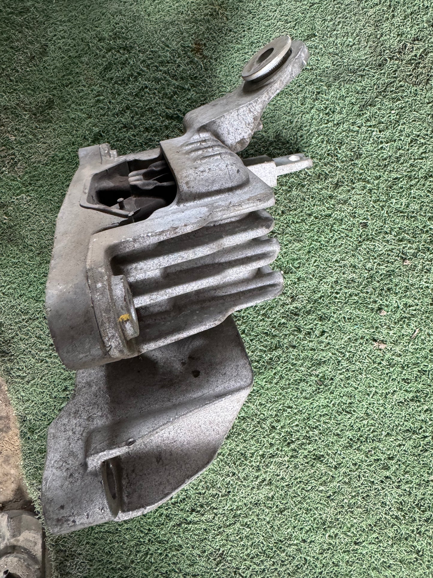 PROTON X70 ENGINE MOUNTING LH (EM0025)