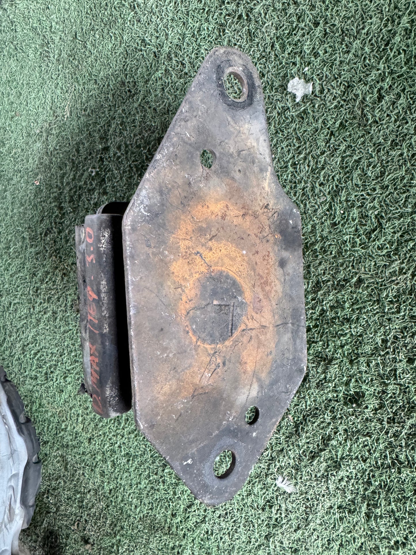ISUZU DMAX ITEQ 3.0 ENGINE MOUNTING REAR (EM0033)