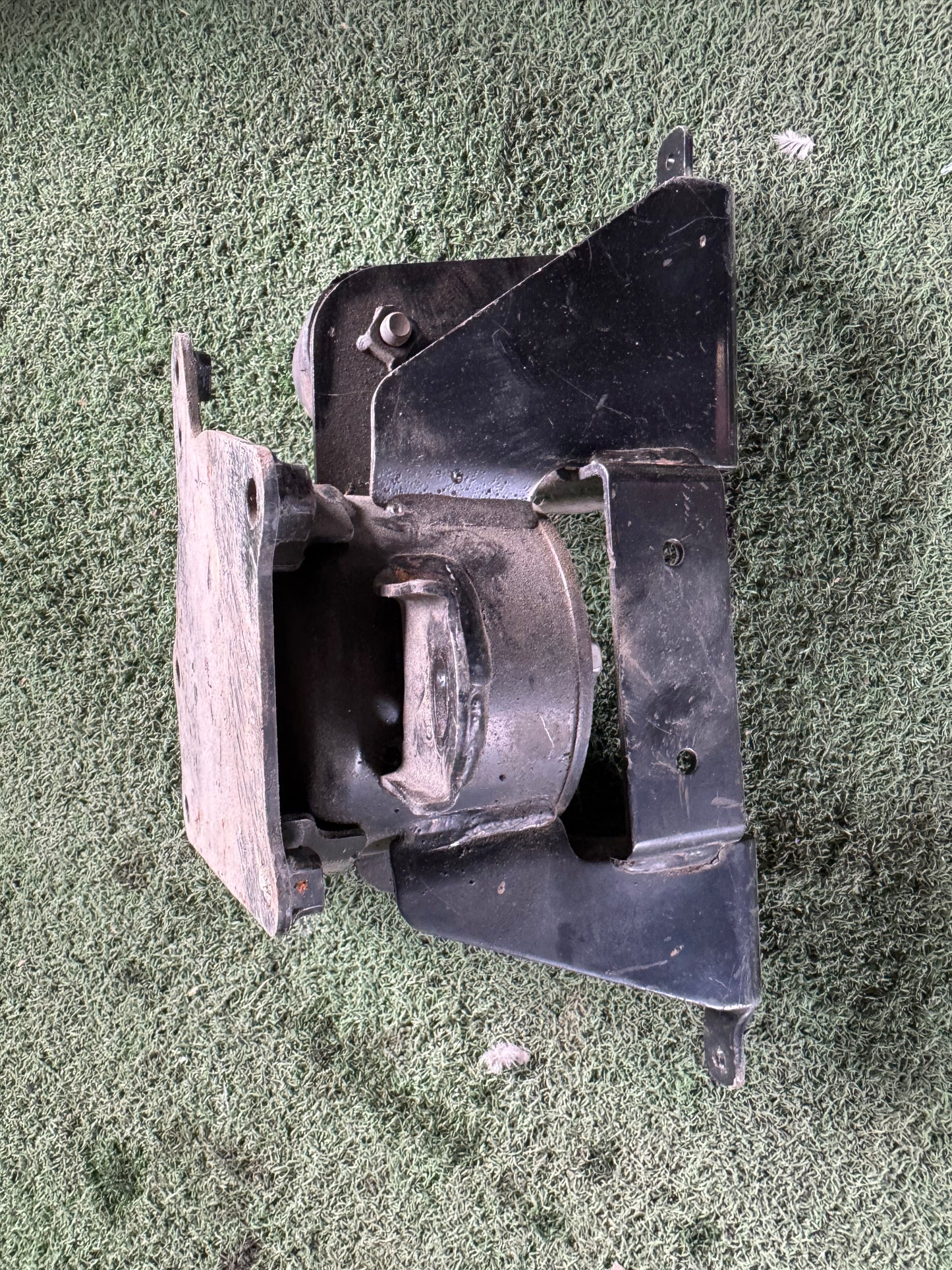 PERODUA MYVI D20N ENGINE MOUNTING LH (EM0038)