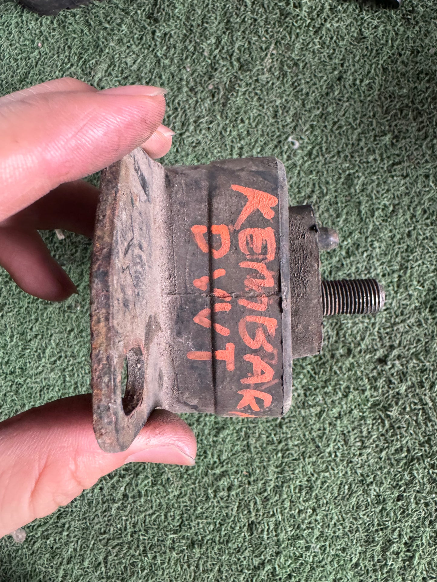 PERODUA KEMBARA DVVT ENGINE MOUNTING RH (EM0040)