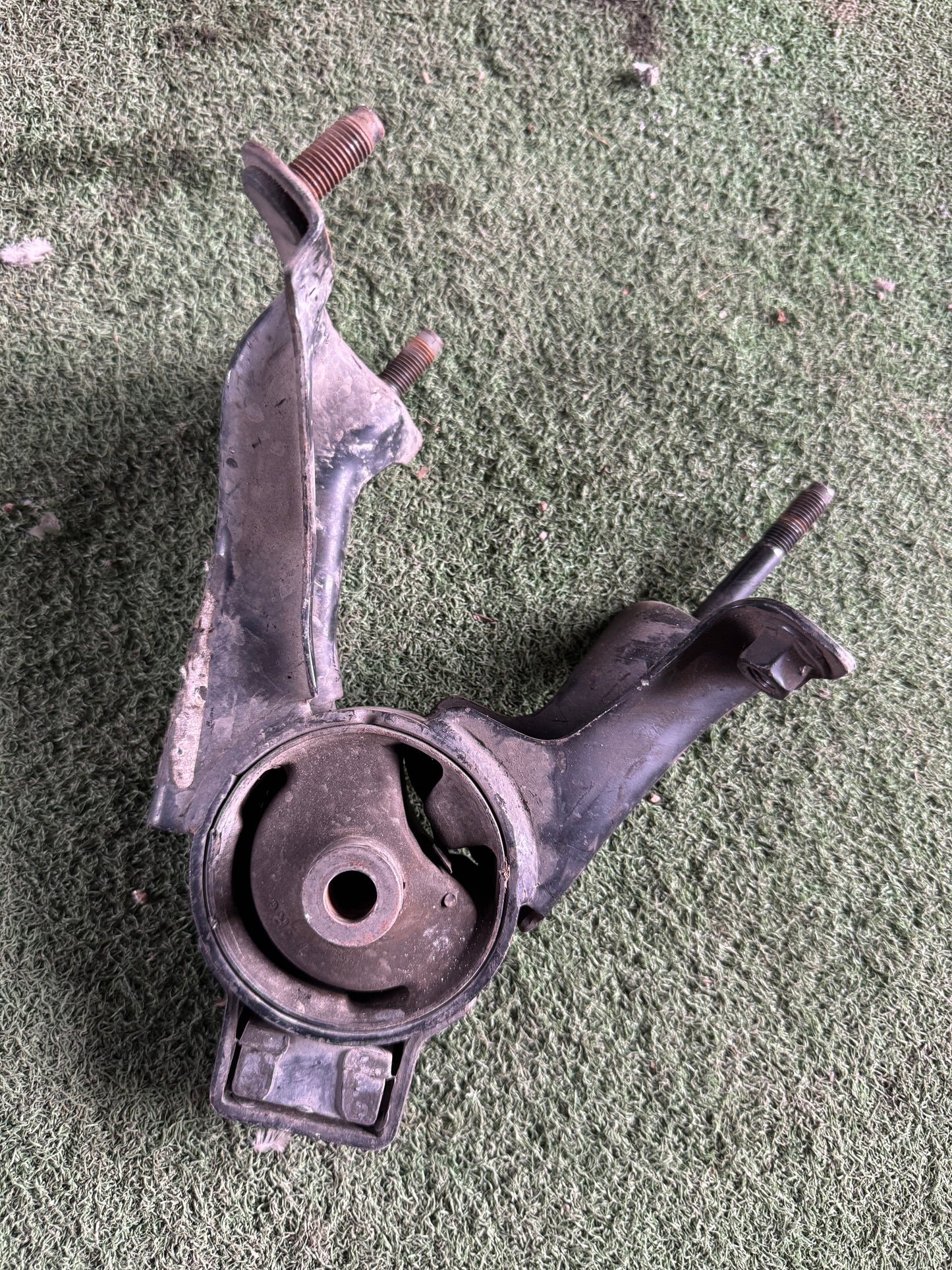 TOYOTA ALTIS ZZE12 ENGINE MOUNTING RH (EM0043)