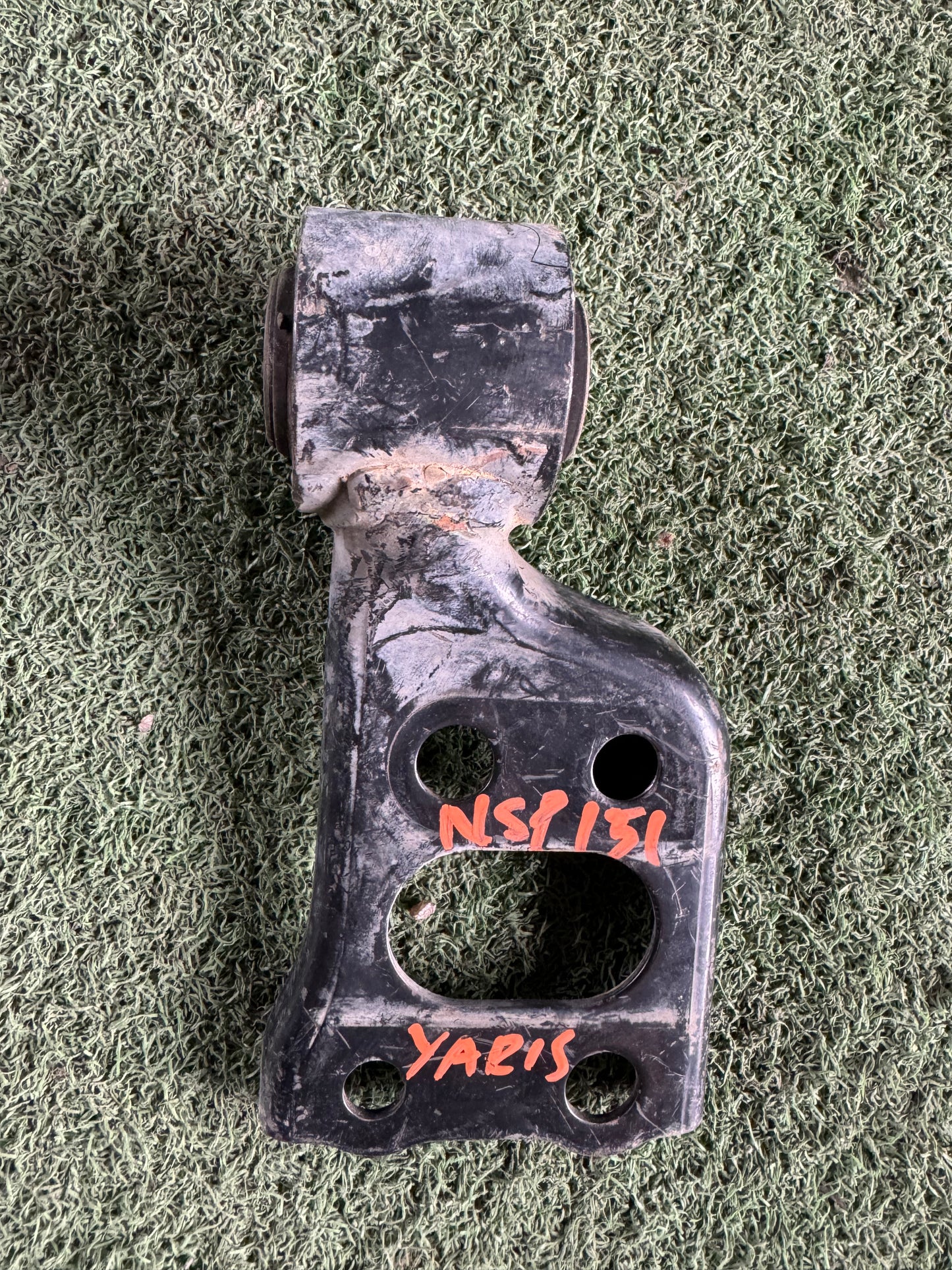 TOYOTA VIOS NSP151 ENGINE MOUNTING REAR (EM0044)