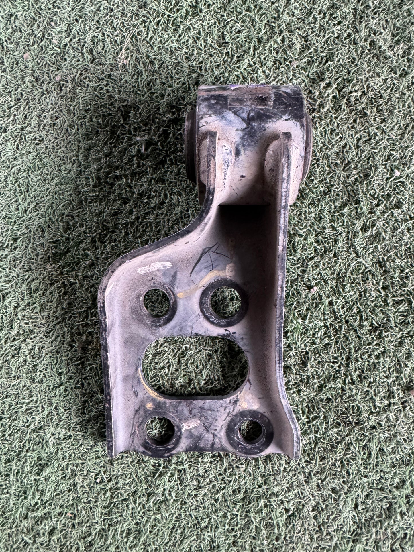 TOYOTA VIOS NSP151 ENGINE MOUNTING REAR (EM0044)