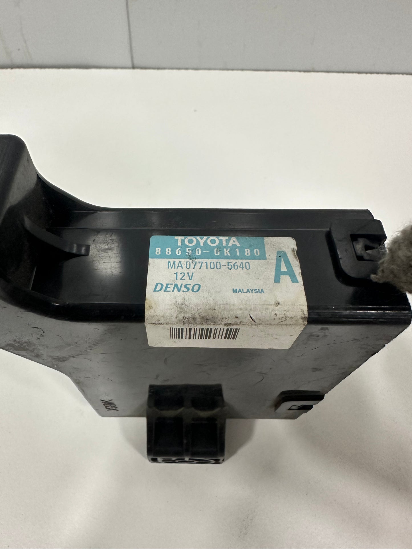 TOYOTA VIGO AIR CONDITIONER ECU (88650-0K180)
