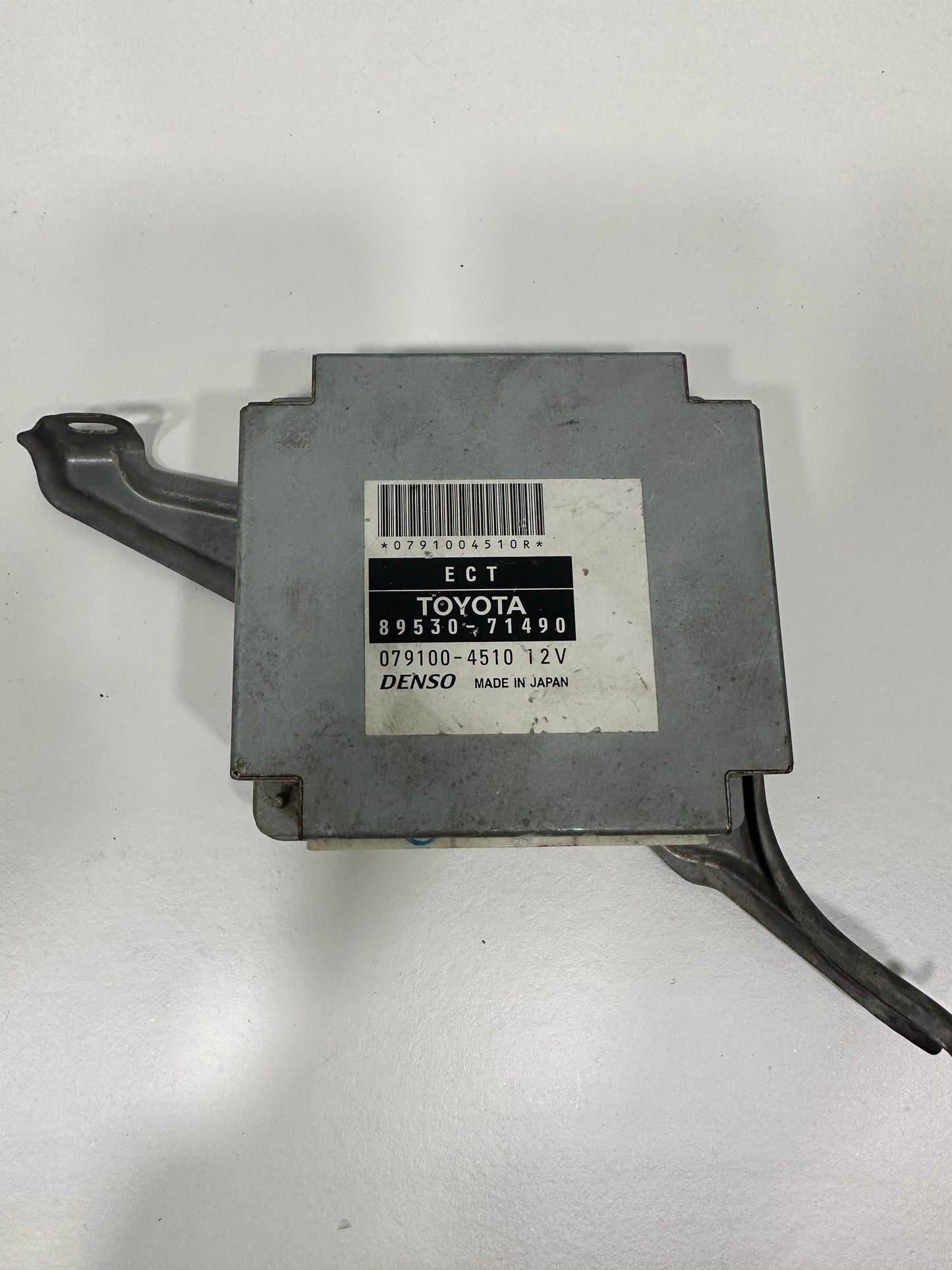 TOYOTA VIGO GEARBOX ECU (89530-71490)
