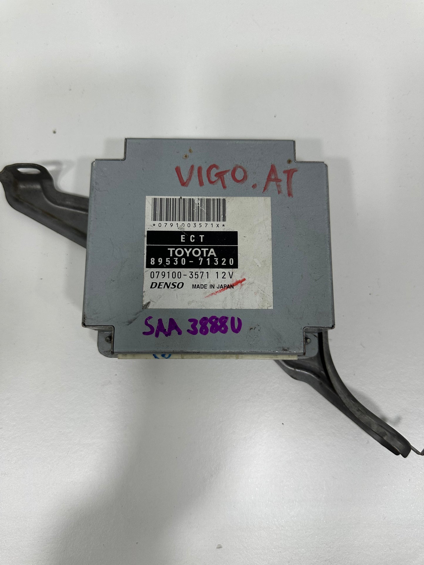 TOYOTA VIGO GEARBOX ECU (89530-71320)