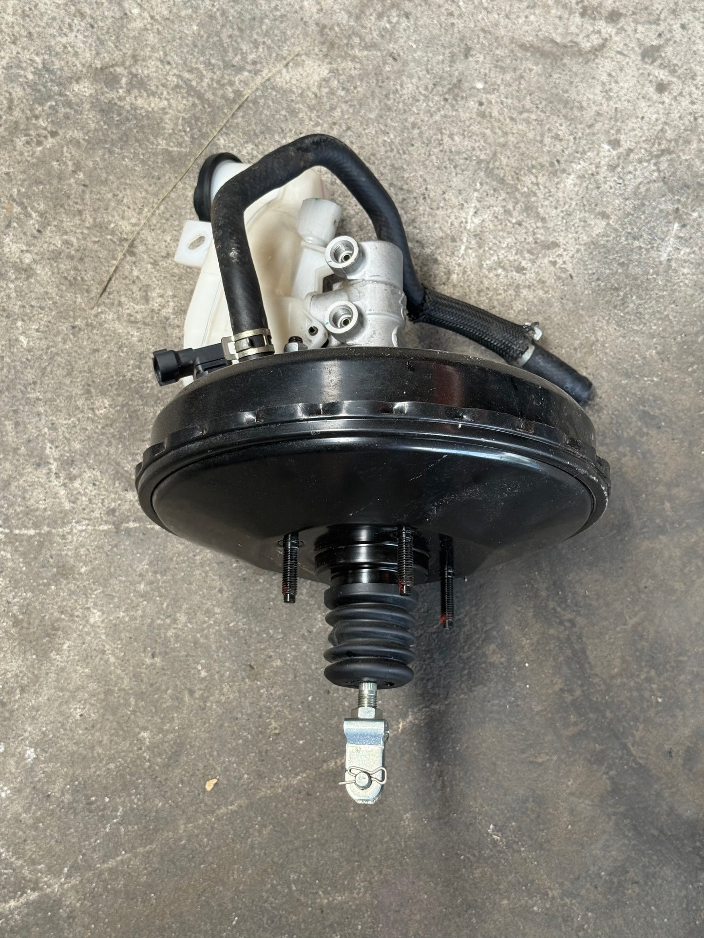 PERODUA ARUZ BRAKE BOOSTER 47200-BZF80