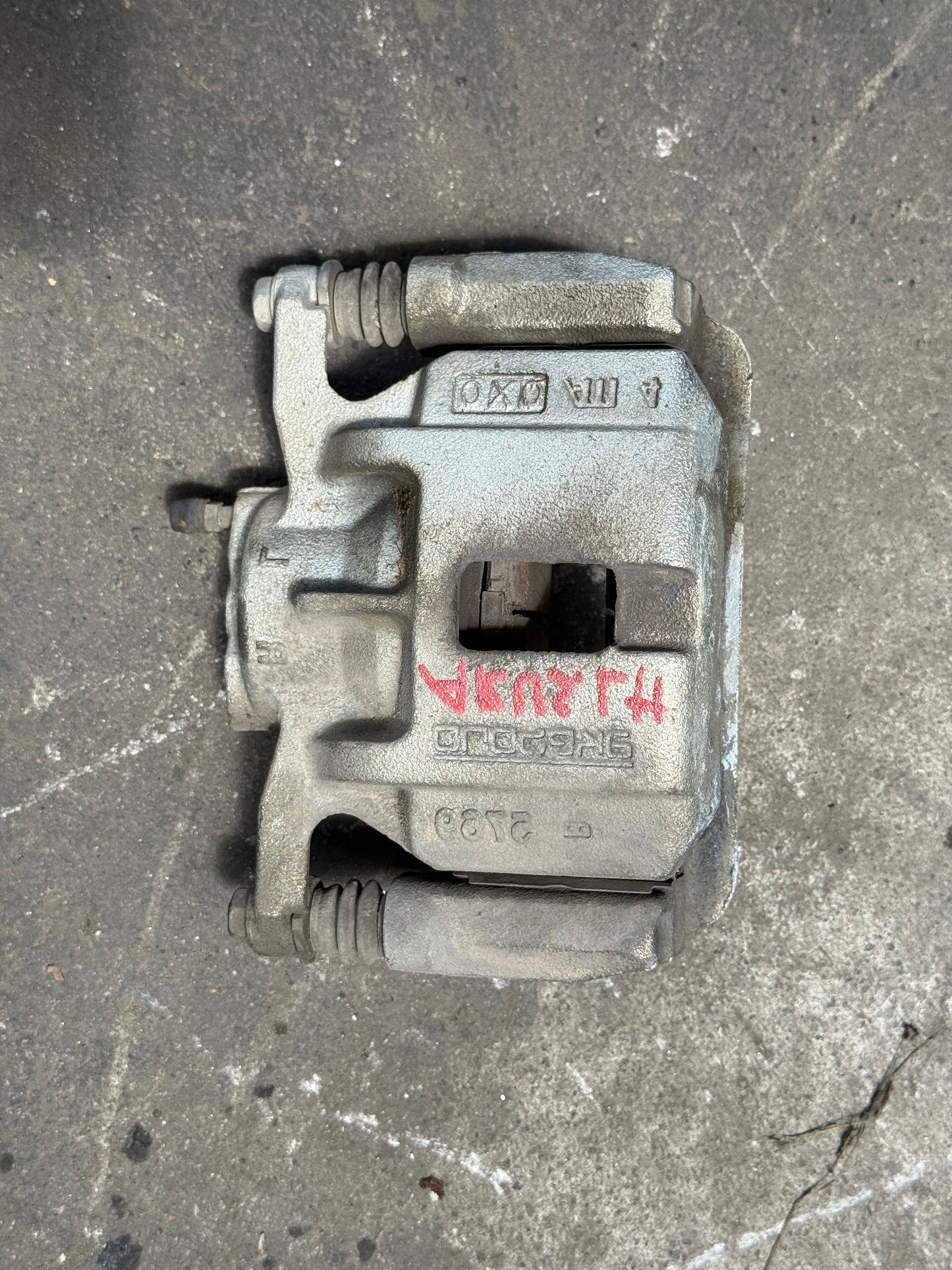 PERODUA ARUZ BRAKE CALIPER RH BC136(U)