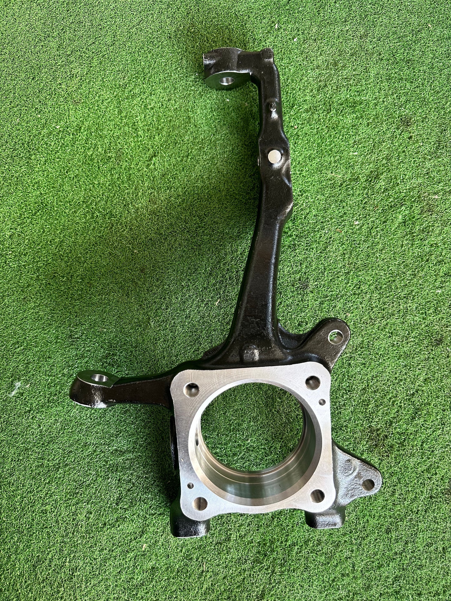 TOYOTA VIGO KUN15 D4D 4X4 KNUCKLE ARM LEFT (43212-0K030)