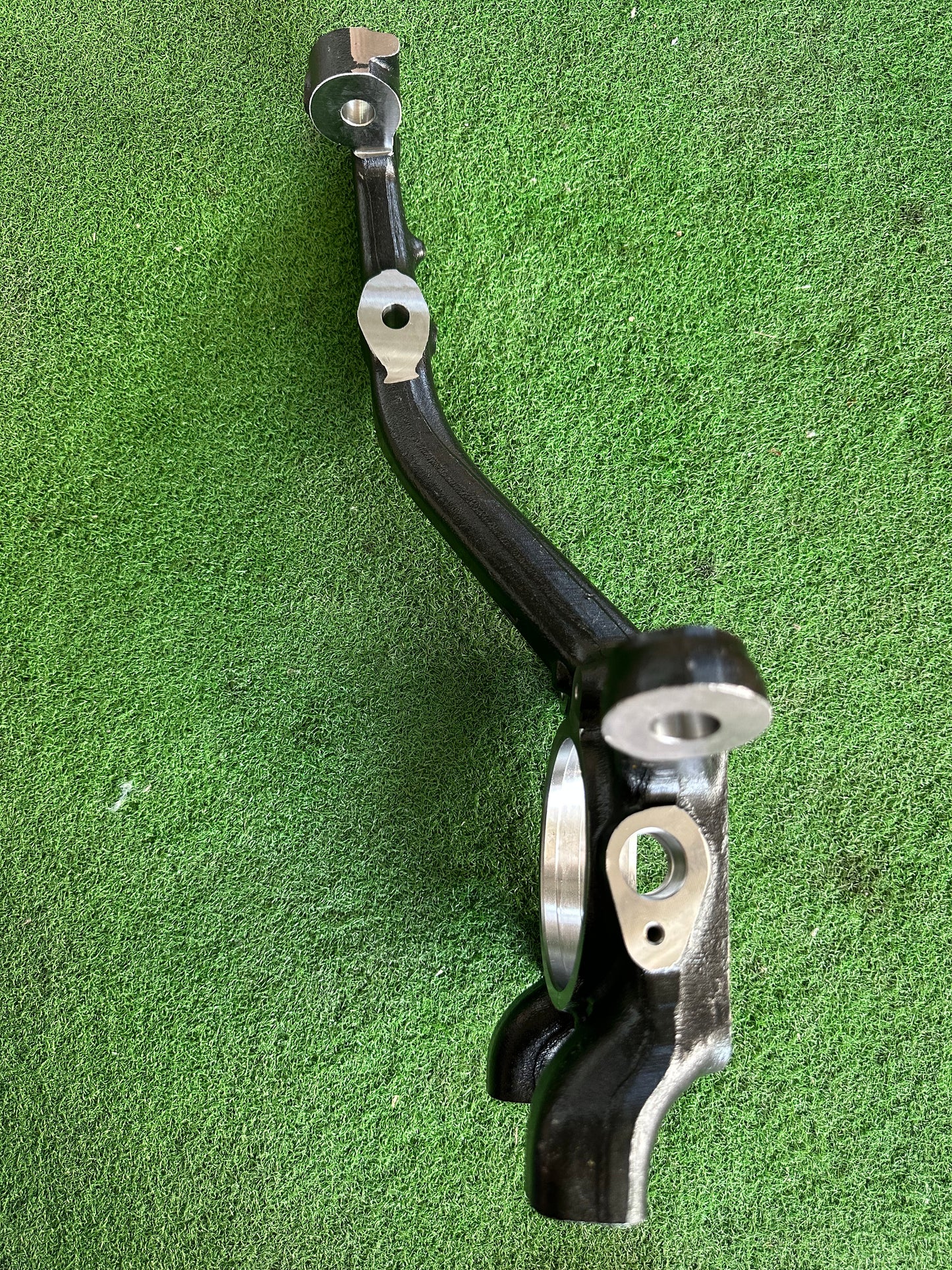 TOYOTA VIGO KUN15 D4D 4X4 KNUCKLE ARM LEFT (43212-0K030)