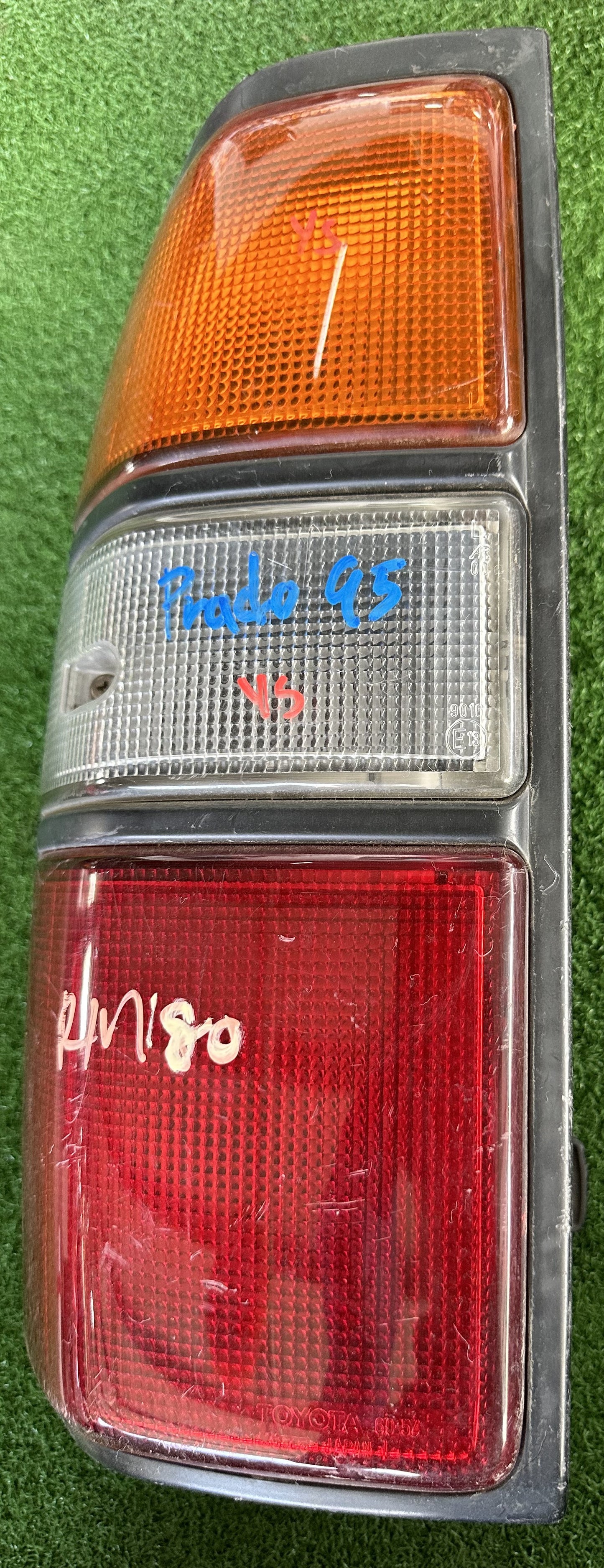 TOYOTA PRADO 95 TAIL LAMP LH (TL00037)