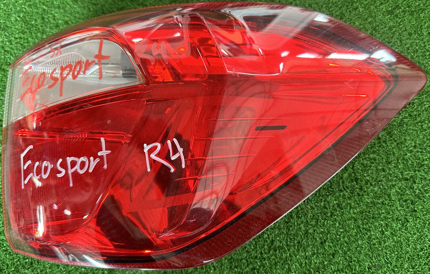 FORD ECO SPORT TAIL LAMP RH (TL00089)