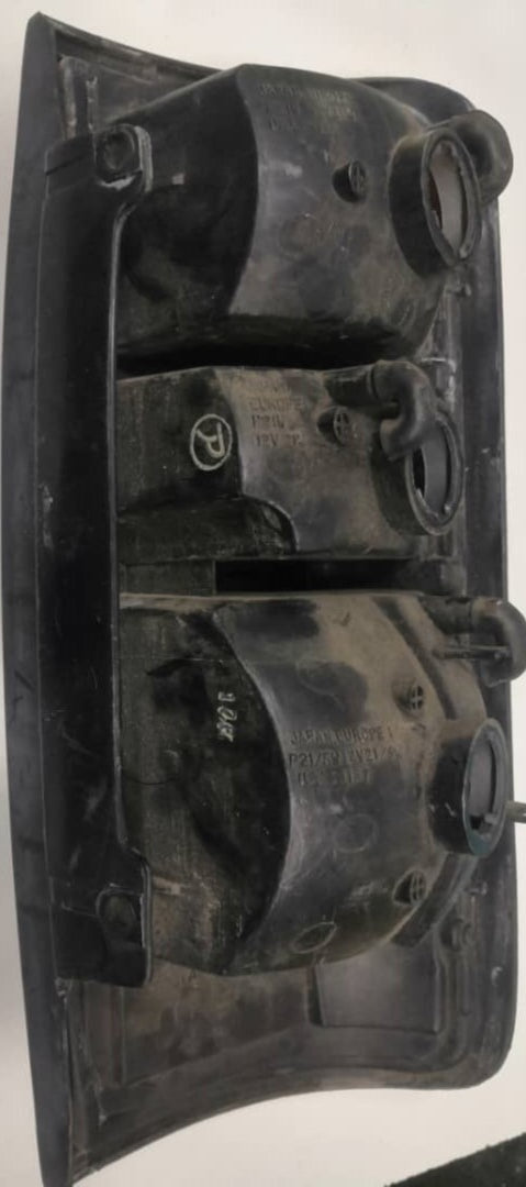 TOYOTA LAND CRUISER L80 TAIL LAMP CRUISER RH (TL00102)