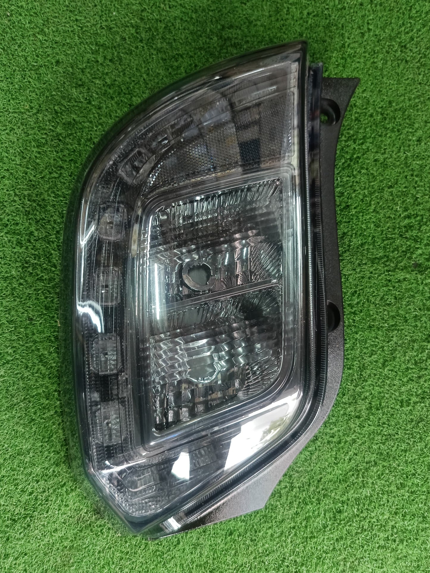 PERODUA AXIA 2014 TAIL LAMP LH (SMOKE) (JP116-56A-A1-L)