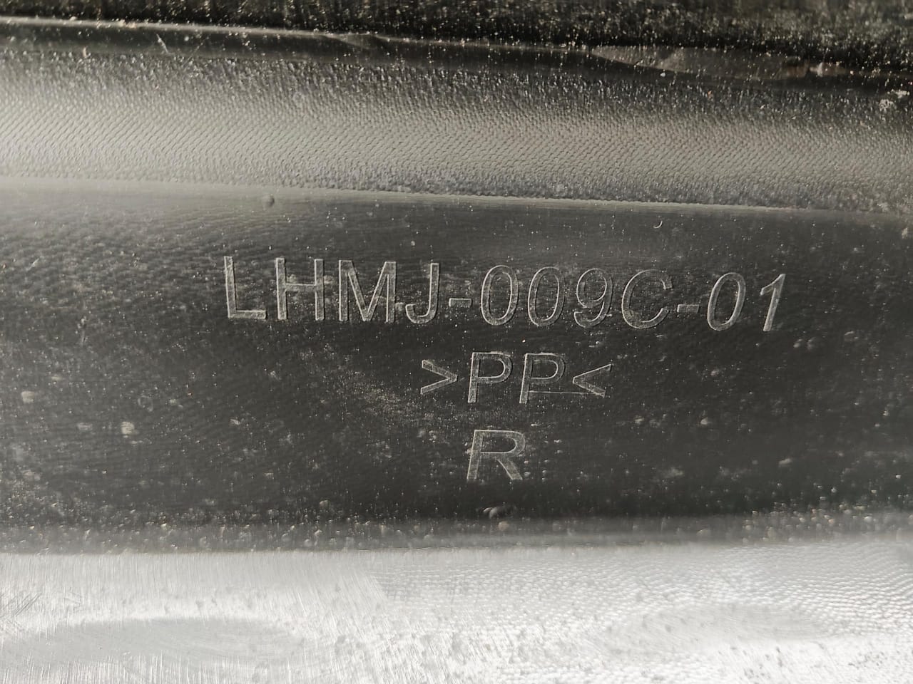 BMW F30 M3 SIDE SKIRT BLACK RH (LHMJ-009C-01)