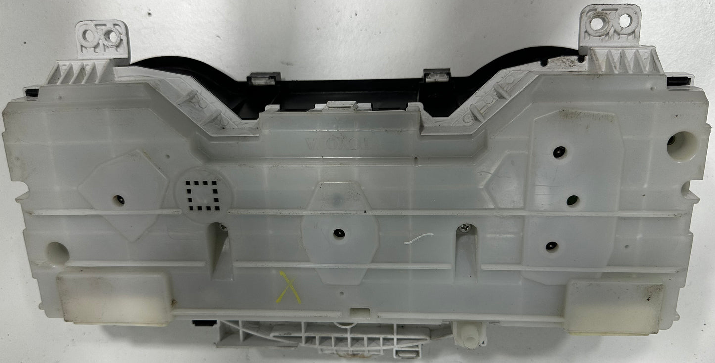 TOYOTA VIGO KUN26 METER AT M0008